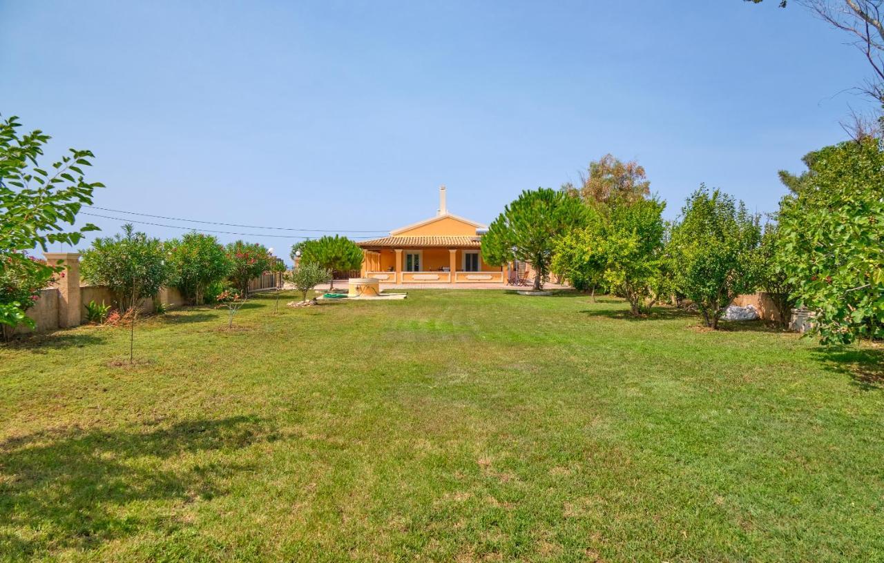 Drosia Beach House Almyros Corfu Almiros Beach ภายนอก รูปภาพ